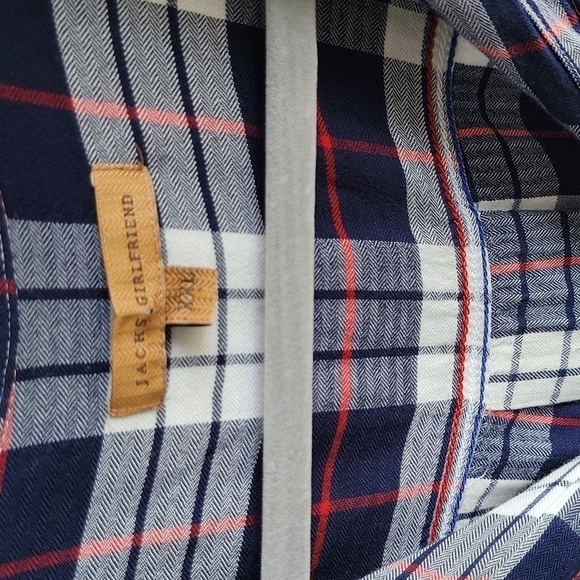 Plus size Jachs Girlfriend Flannel Cap Sleeve Shirt - Picture 4 of 8